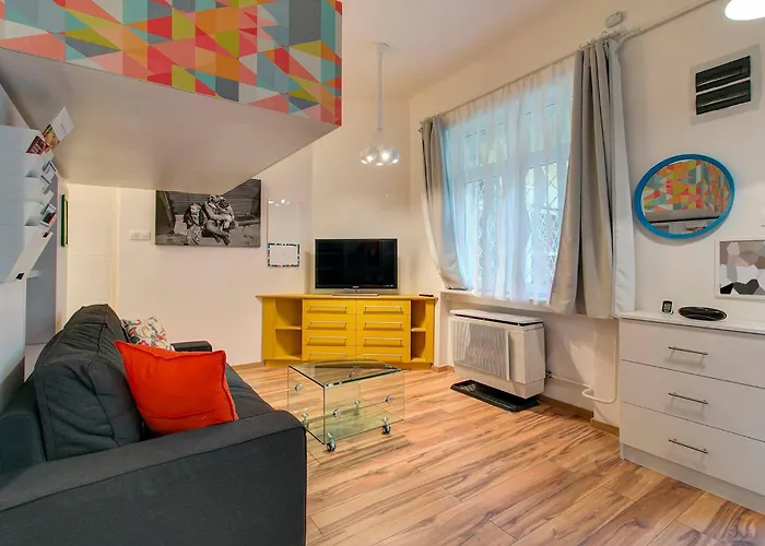 Little Americas Florida Apartment Budapest
